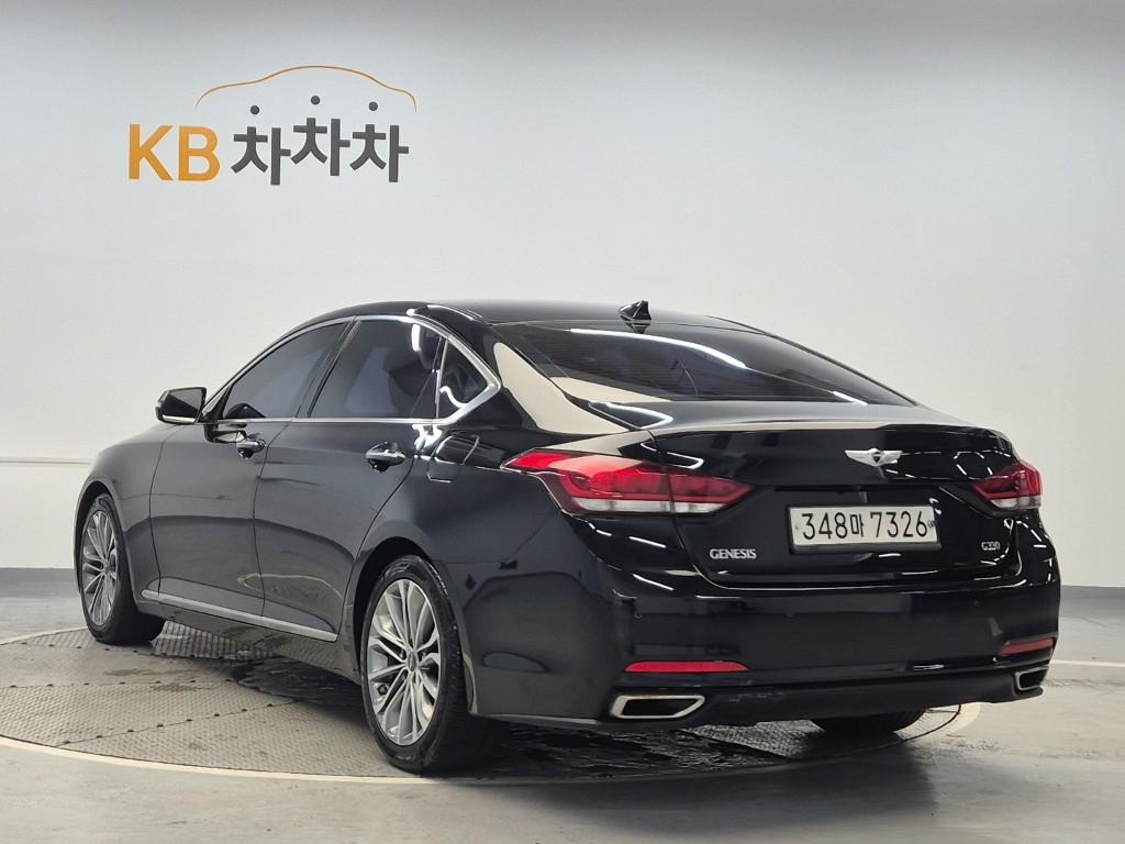HYUNDAI Genesis DH G330