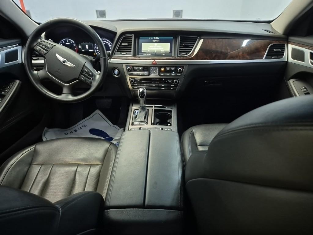 HYUNDAI Genesis DH G330