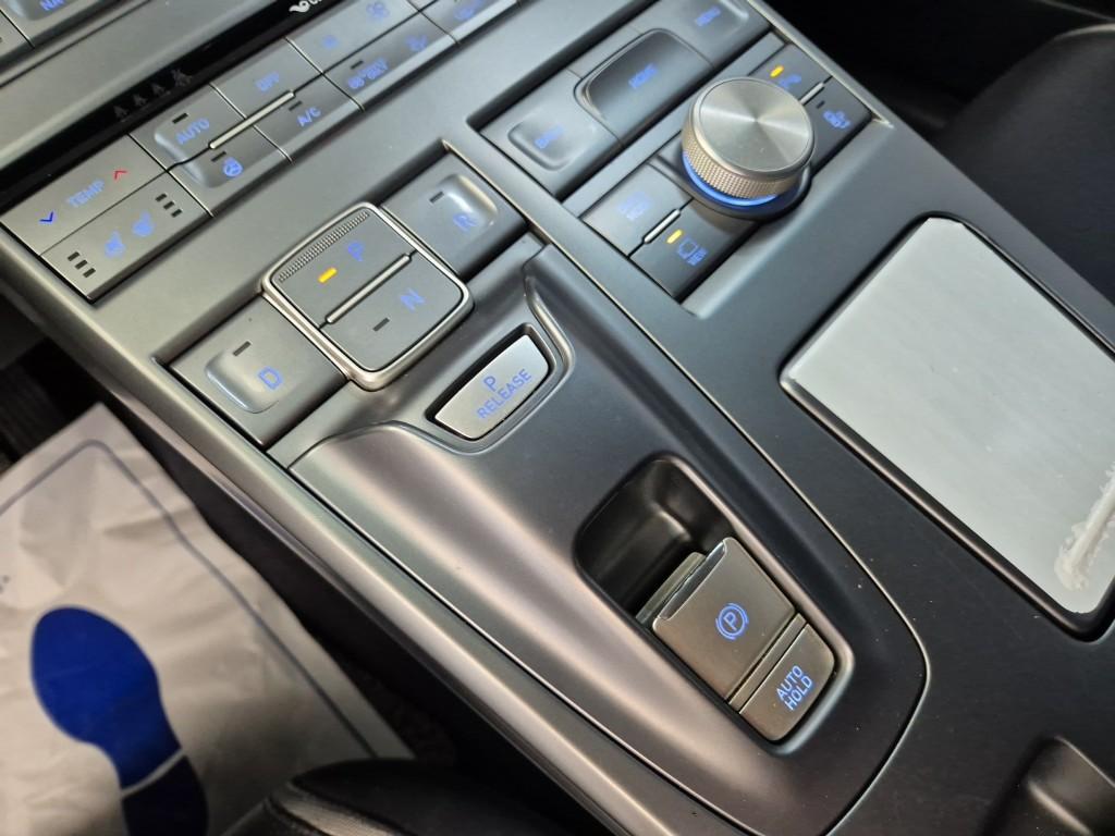 HYUNDAI Nexo FCEV