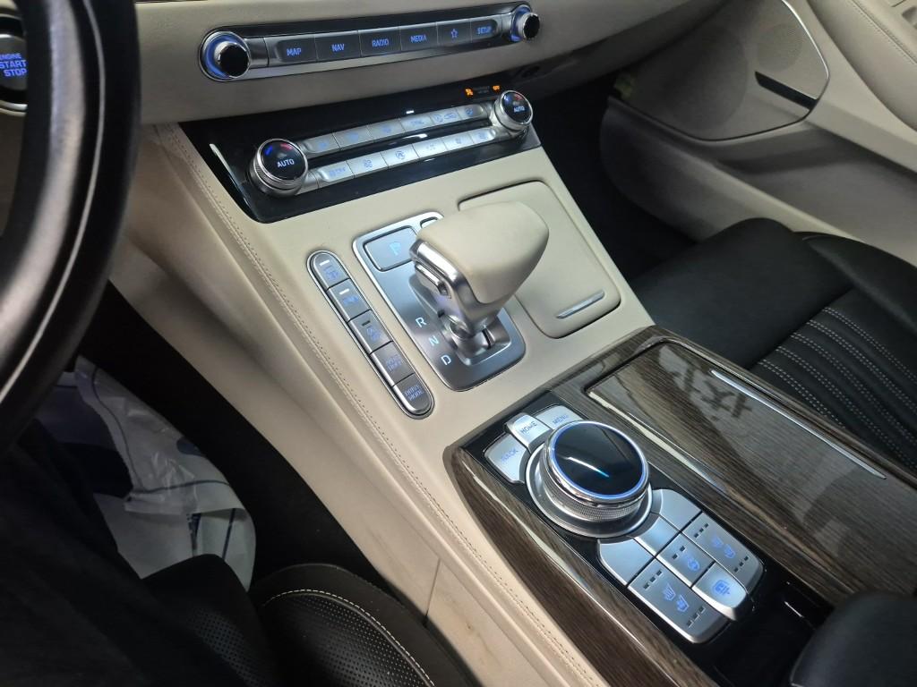 GENESIS G90 3.3T AWD