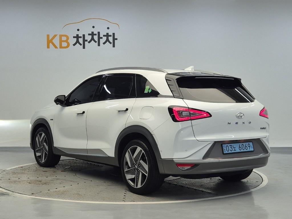 HYUNDAI Nexo FCEV