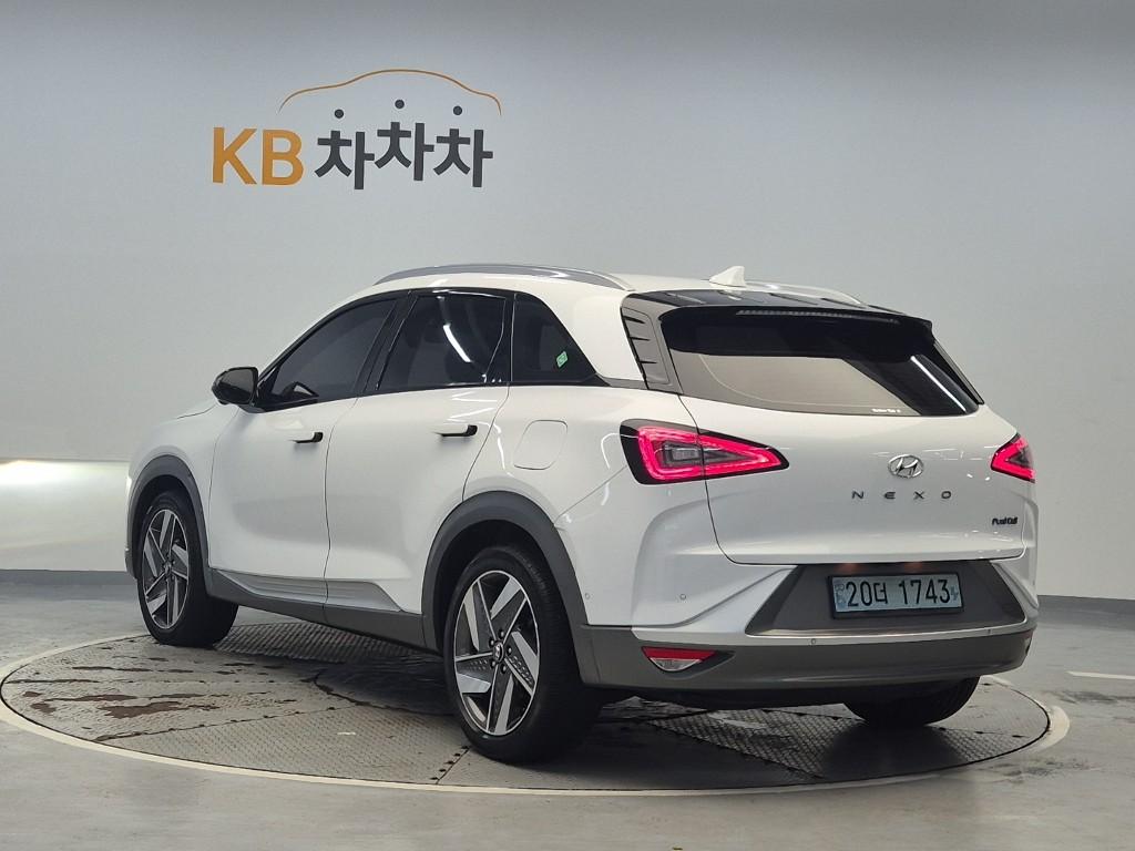 HYUNDAI Nexo FCEV