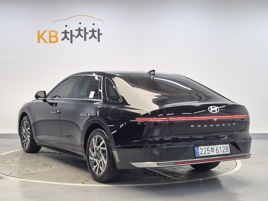 HYUNDAI The All New Grandeur Hybrid 1.6 Hybrid