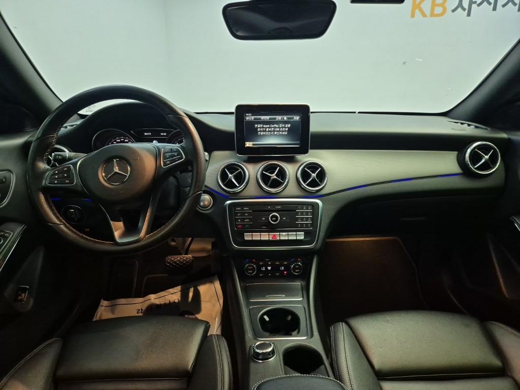 BENZ CLA-Class CLA250 4 Matic