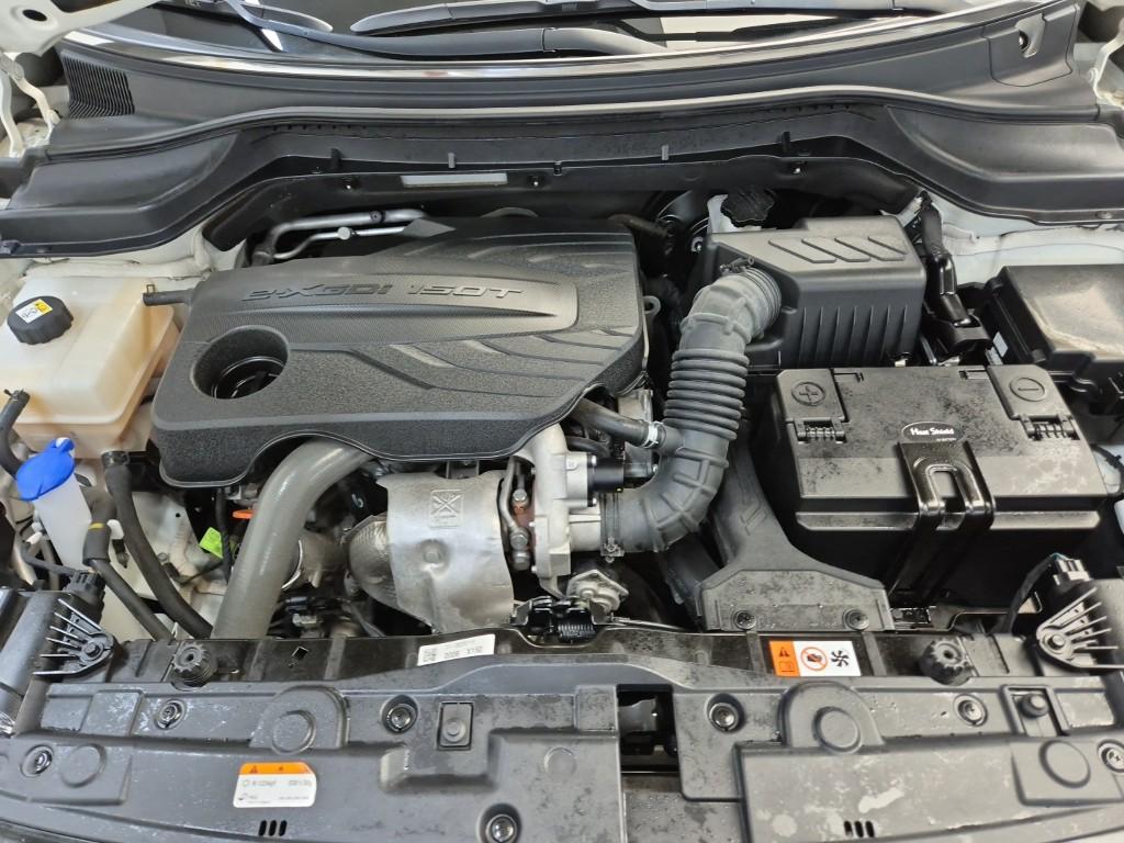 KG MOBILITY(SSANGYONG) Very New Tivoli 1.5 Gasoline 2WD