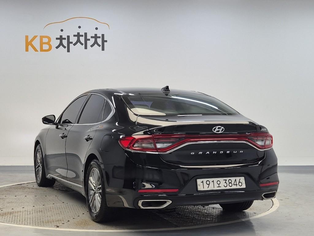 HYUNDAI Grandeur IG 2.2 Diesel