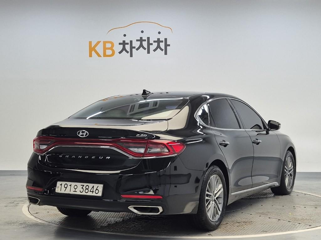 HYUNDAI Grandeur IG 2.2 Diesel