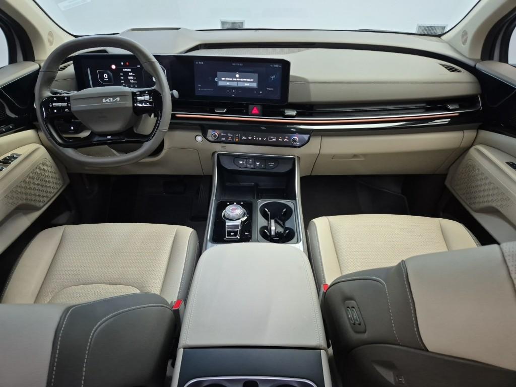 KIA The New Carnival Hybrid 1.6 HEV 9Seater