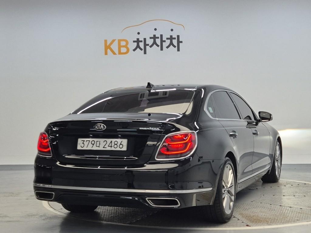 KIA The K9 3.3 Turbo AWD