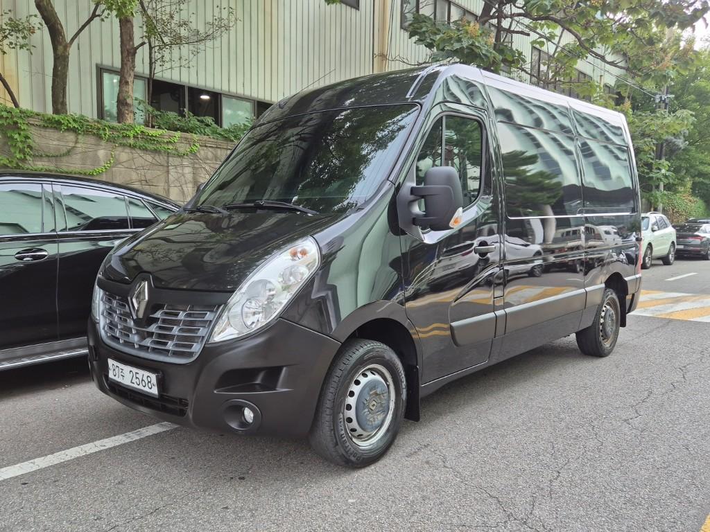 RENAULT(SAMSUNG) Master Van