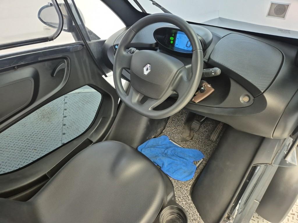 RENAULT(SAMSUNG) Twizy Intense