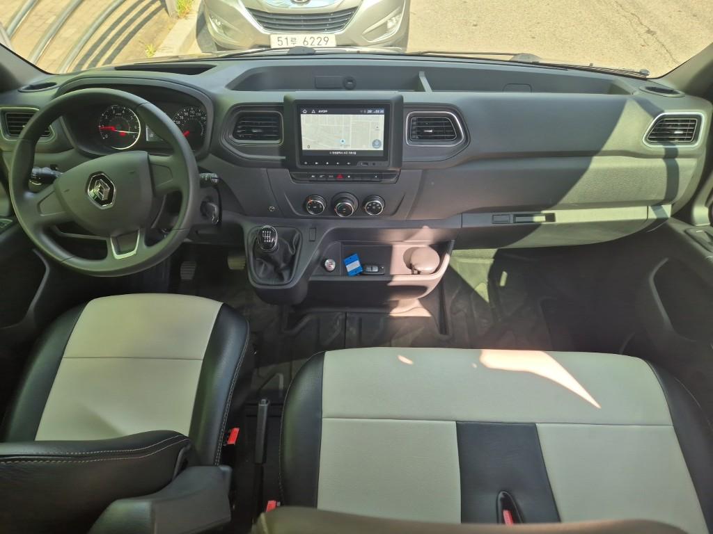 RENAULT(SAMSUNG) New Master 15-Seater