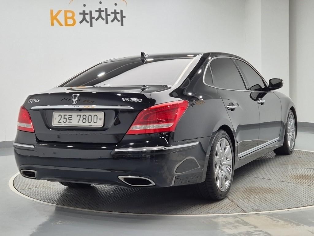 HYUNDAI Ecuus (New Model) VS380