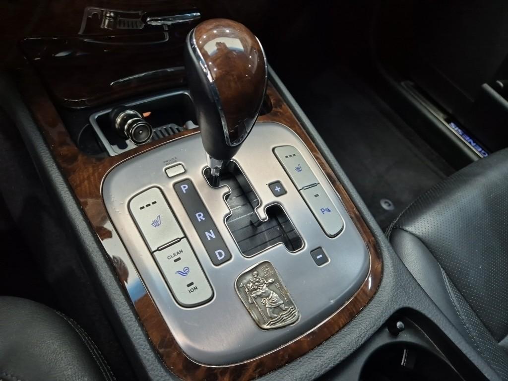 HYUNDAI Genesis BH 330