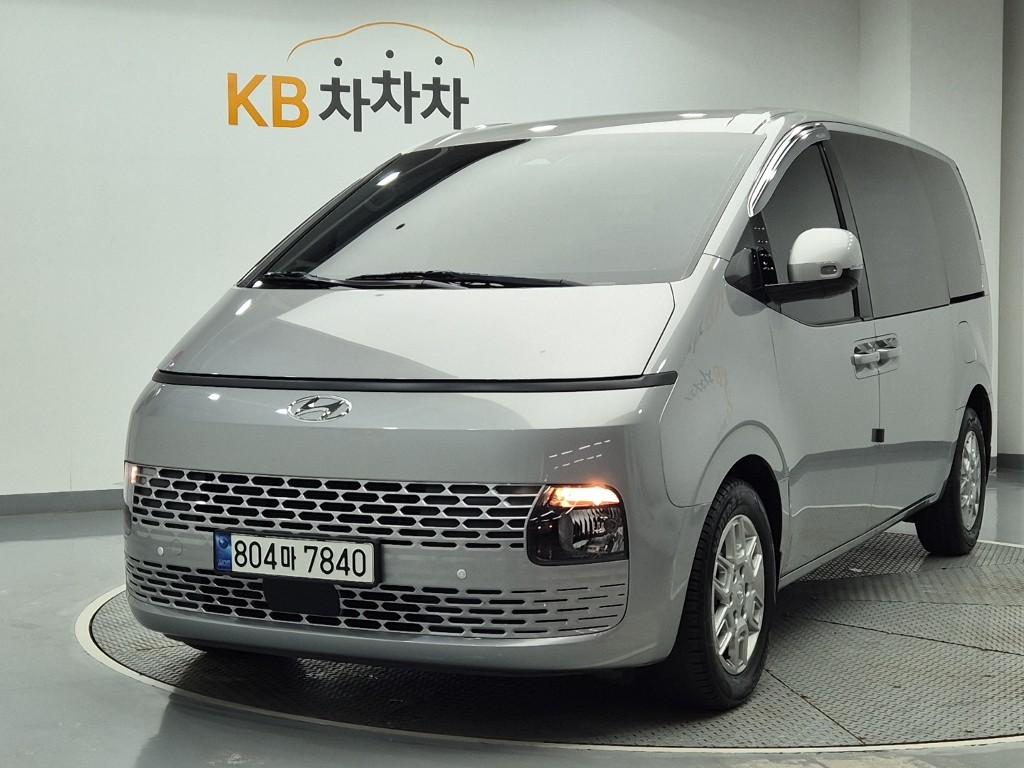 HYUNDAI Staria 3.5 LPG Cargo 3-Seater