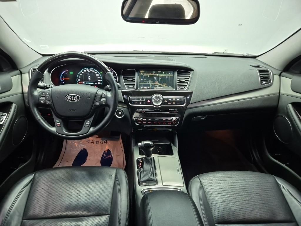 KIA K7 Hybrid 700h Prestige