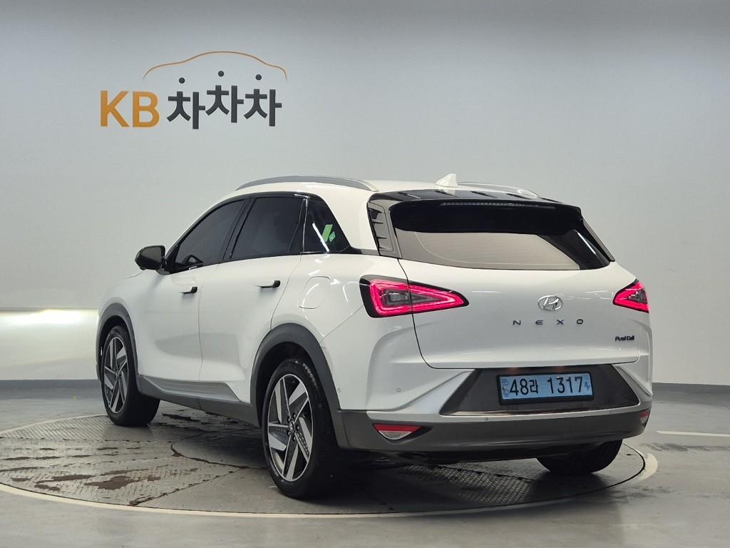 HYUNDAI Nexo FCEV