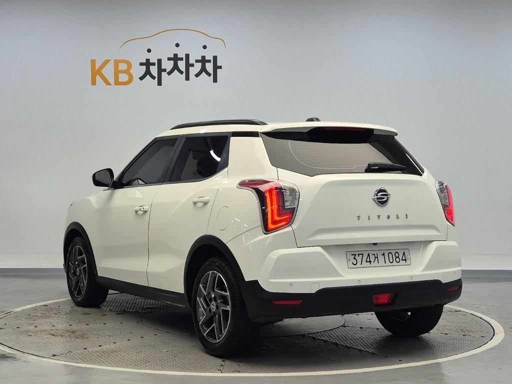 KG MOBILITY(SSANGYONG) Very New Tivoli 1.5 Gasoline 2WD
