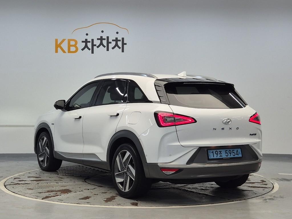 HYUNDAI Nexo FCEV