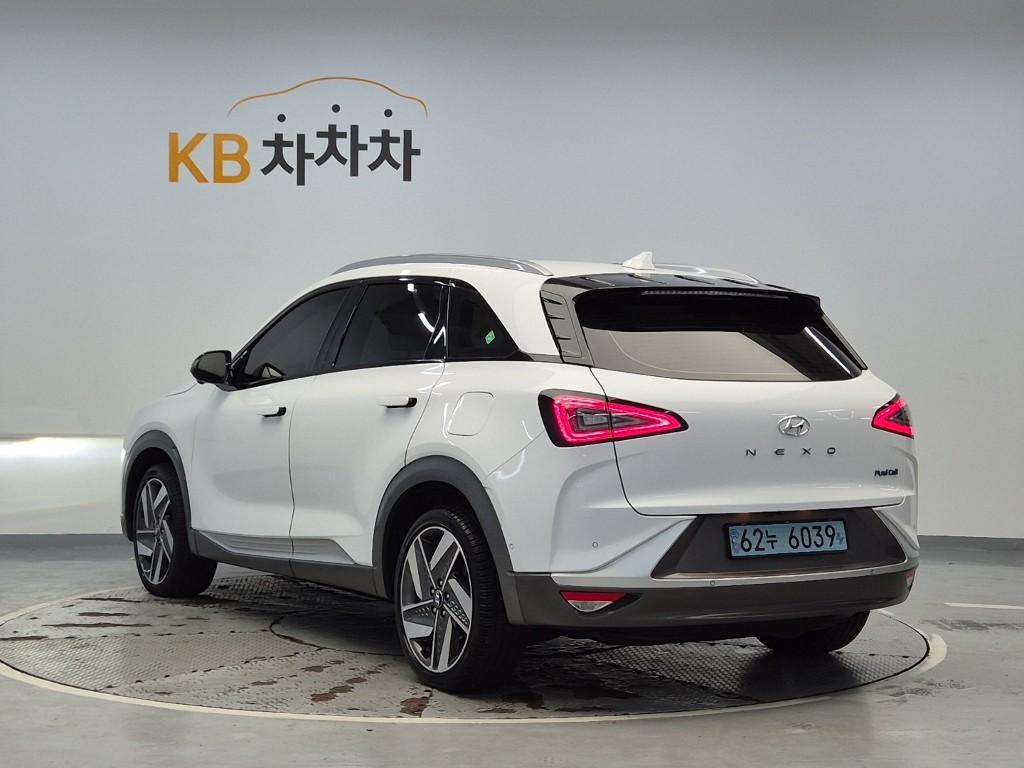 HYUNDAI Nexo FCEV