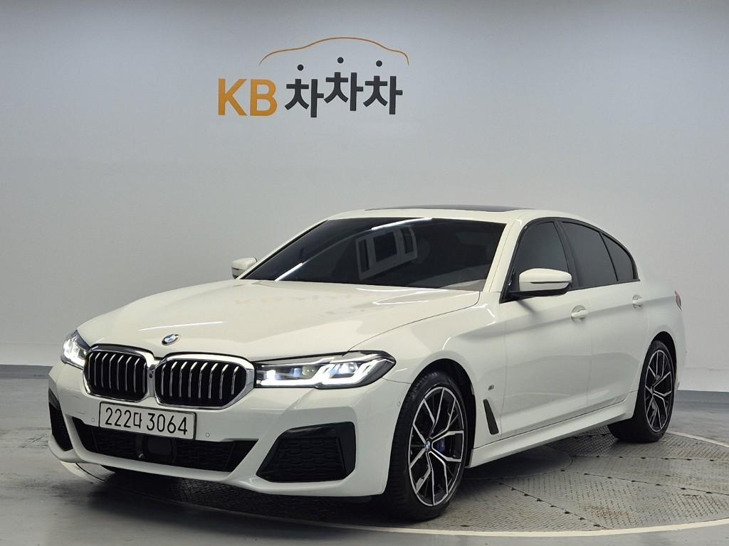 BMW 5 Series (7th gen) 2023