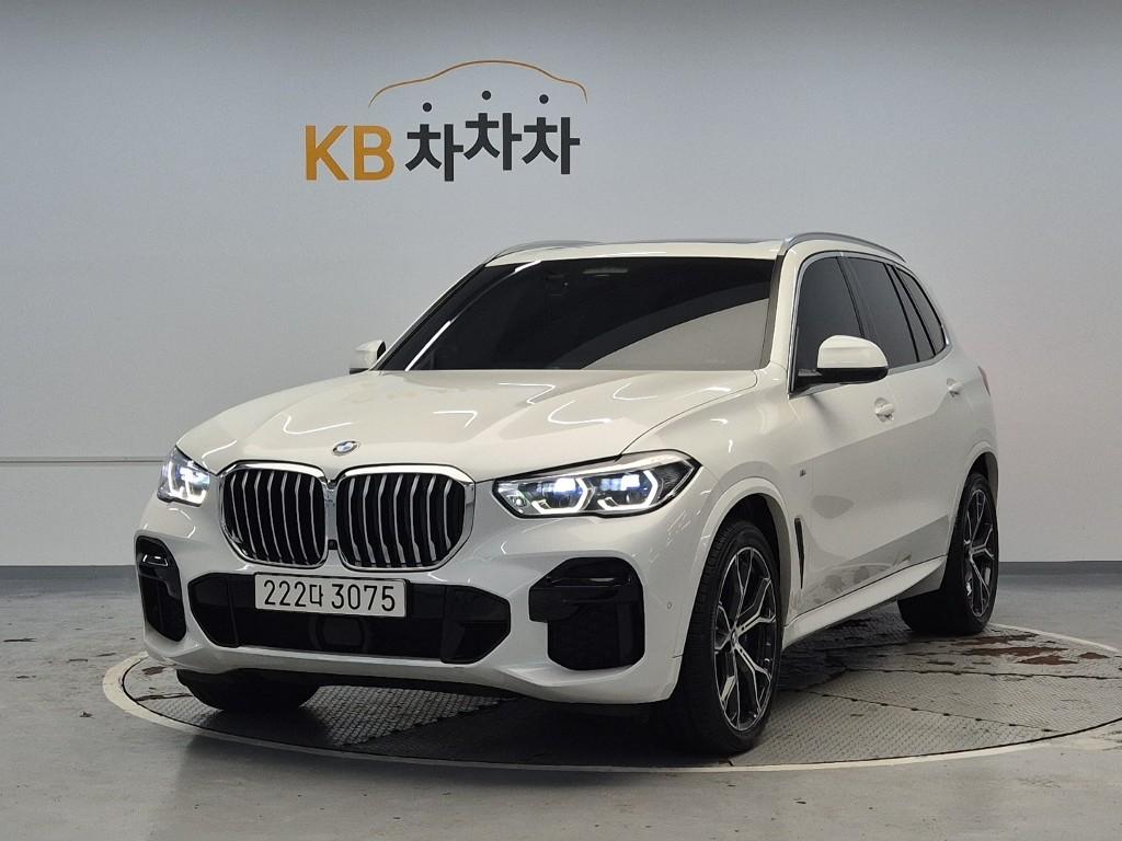 BMW X5 (4th gen) 2022