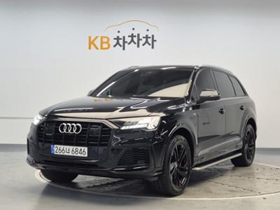 아우디 Q7(2세대)
